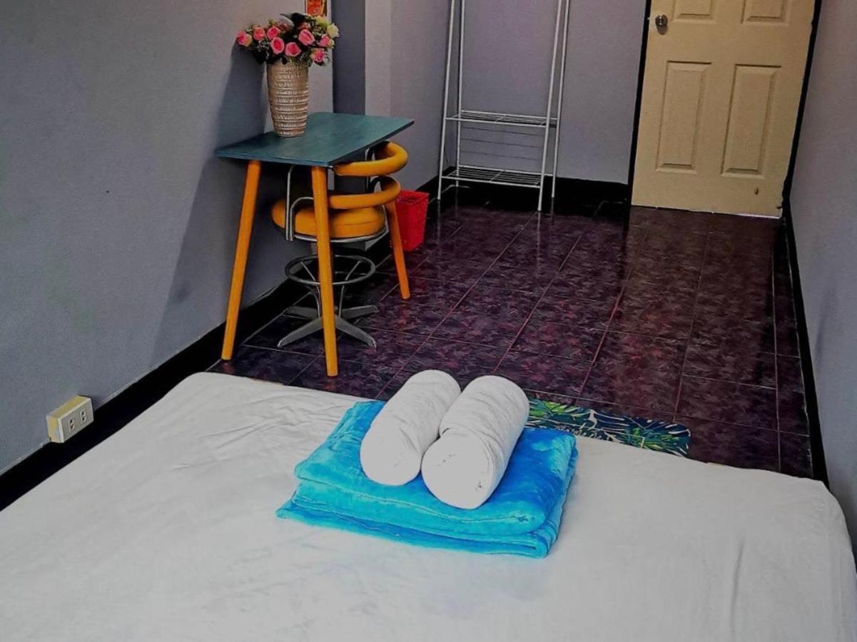 Newnormal Hotel Chiang Mai Esterno foto